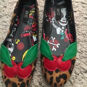 Iron Fist Cherry flats